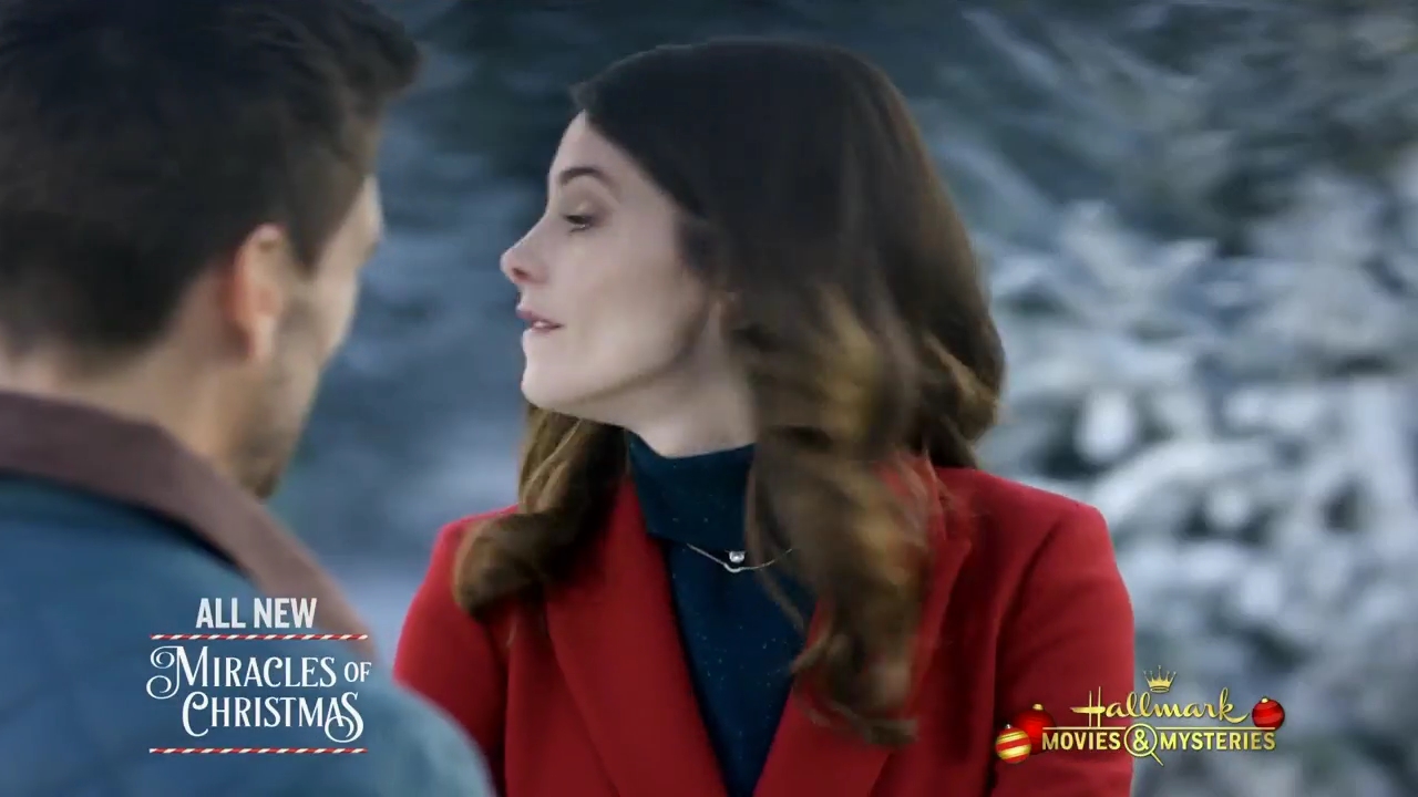 Ashley-Greene-dot-nl_ChristmasOnMyMind1994.jpg