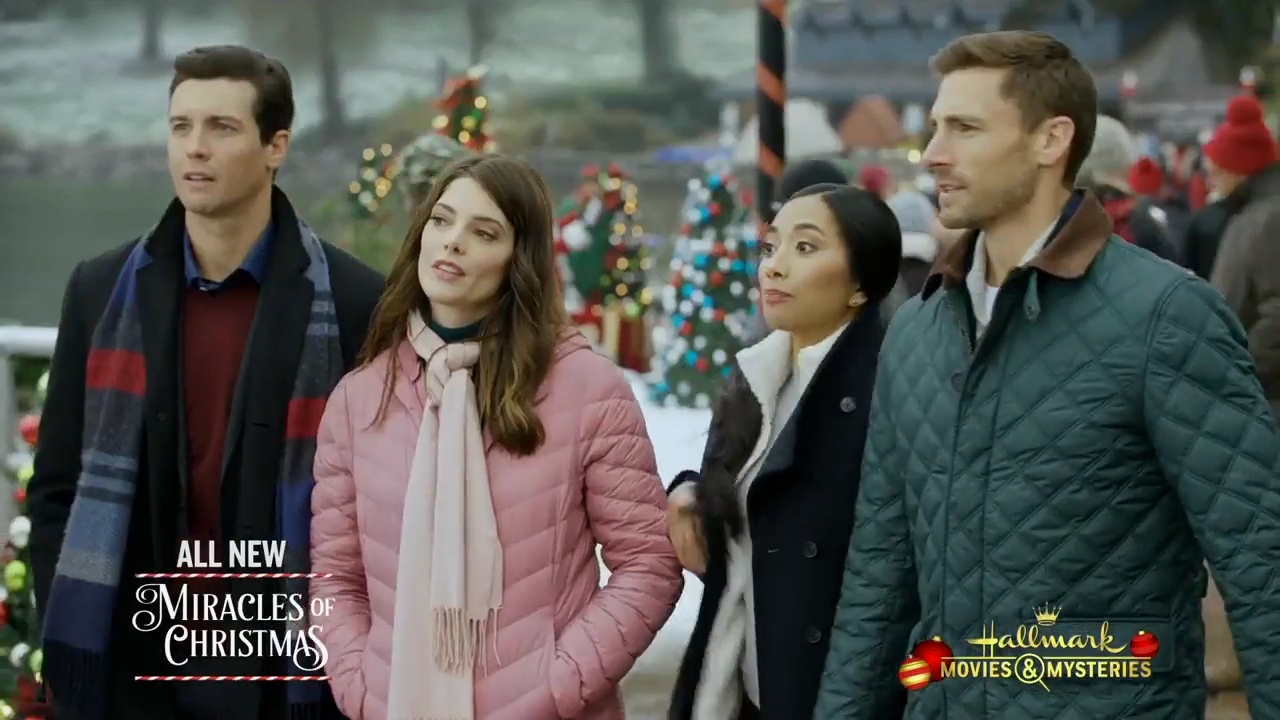 Ashley-Greene-dot-nl_ChristmasOnMyMind2364.jpg Ashley-Greene-dot-nl_ChristmasOnMyMind2364.jpg