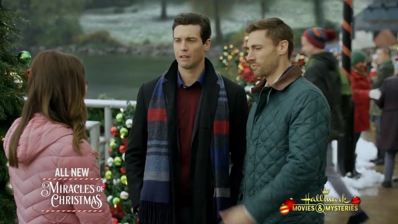 Ashley-Greene-dot-nl_ChristmasOnMyMind2373.jpg Ashley-Greene-dot-nl_ChristmasOnMyMind2373.jpg