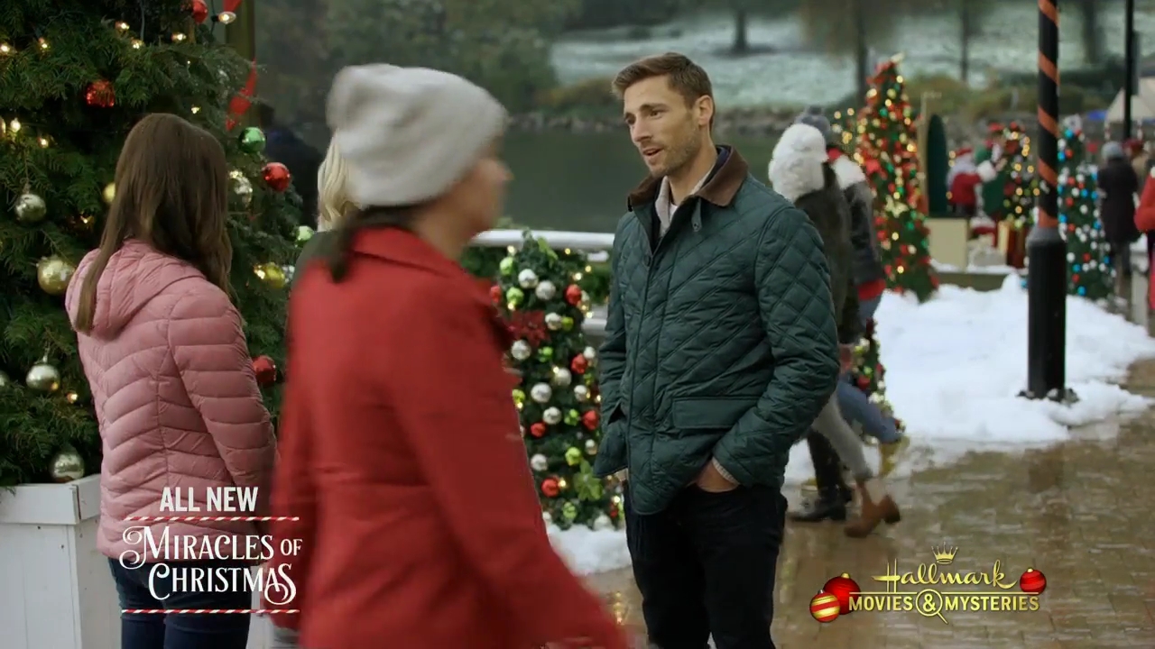 Ashley-Greene-dot-nl_ChristmasOnMyMind2415.jpg Ashley-Greene-dot-nl_ChristmasOnMyMind2415.jpg