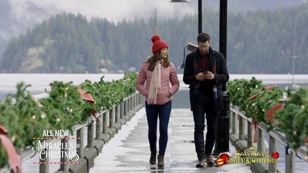 Ashley-Greene-dot-nl_ChristmasOnMyMind2464.jpg Ashley-Greene-dot-nl_ChristmasOnMyMind2464.jpg