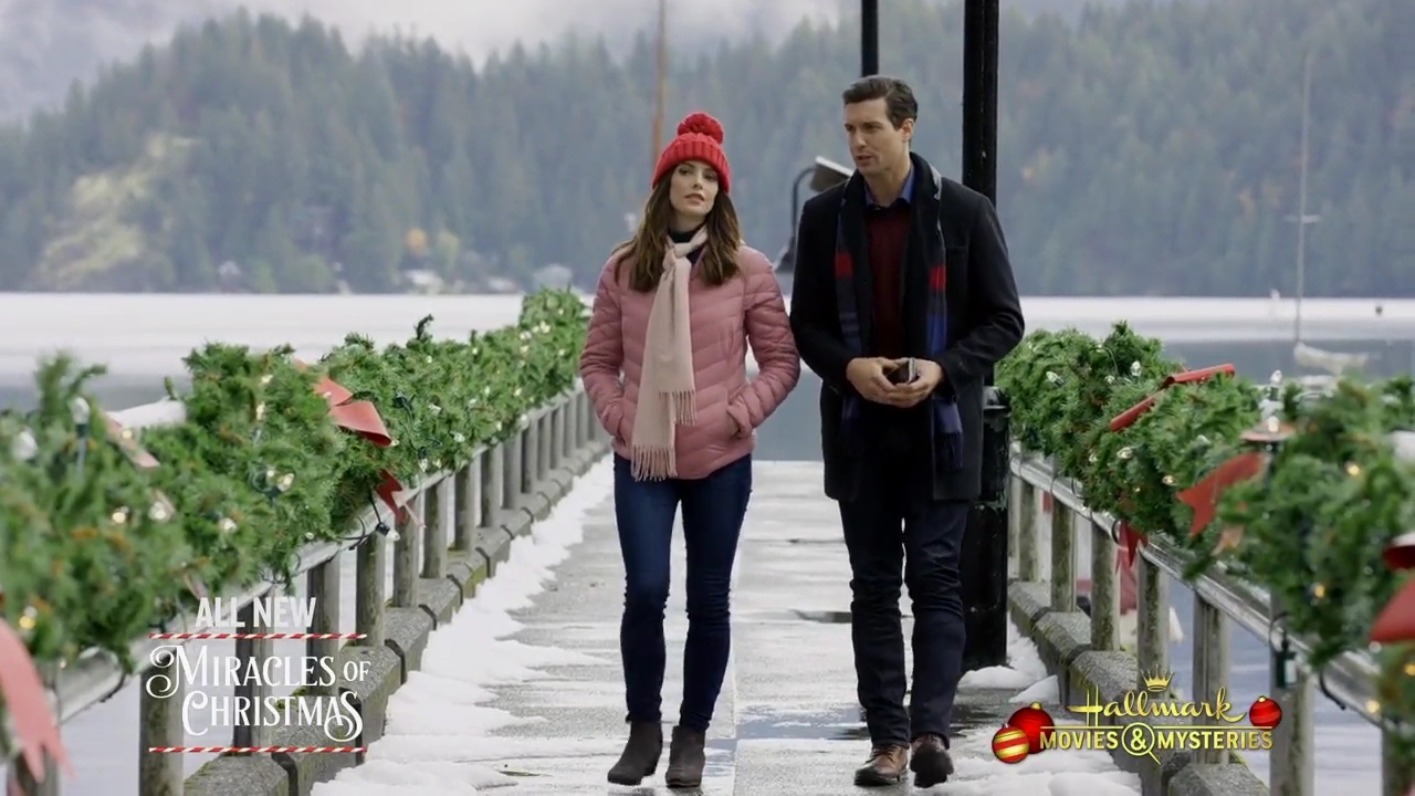 Ashley-Greene-dot-nl_ChristmasOnMyMind2468.jpg Ashley-Greene-dot-nl_ChristmasOnMyMind2468.jpg