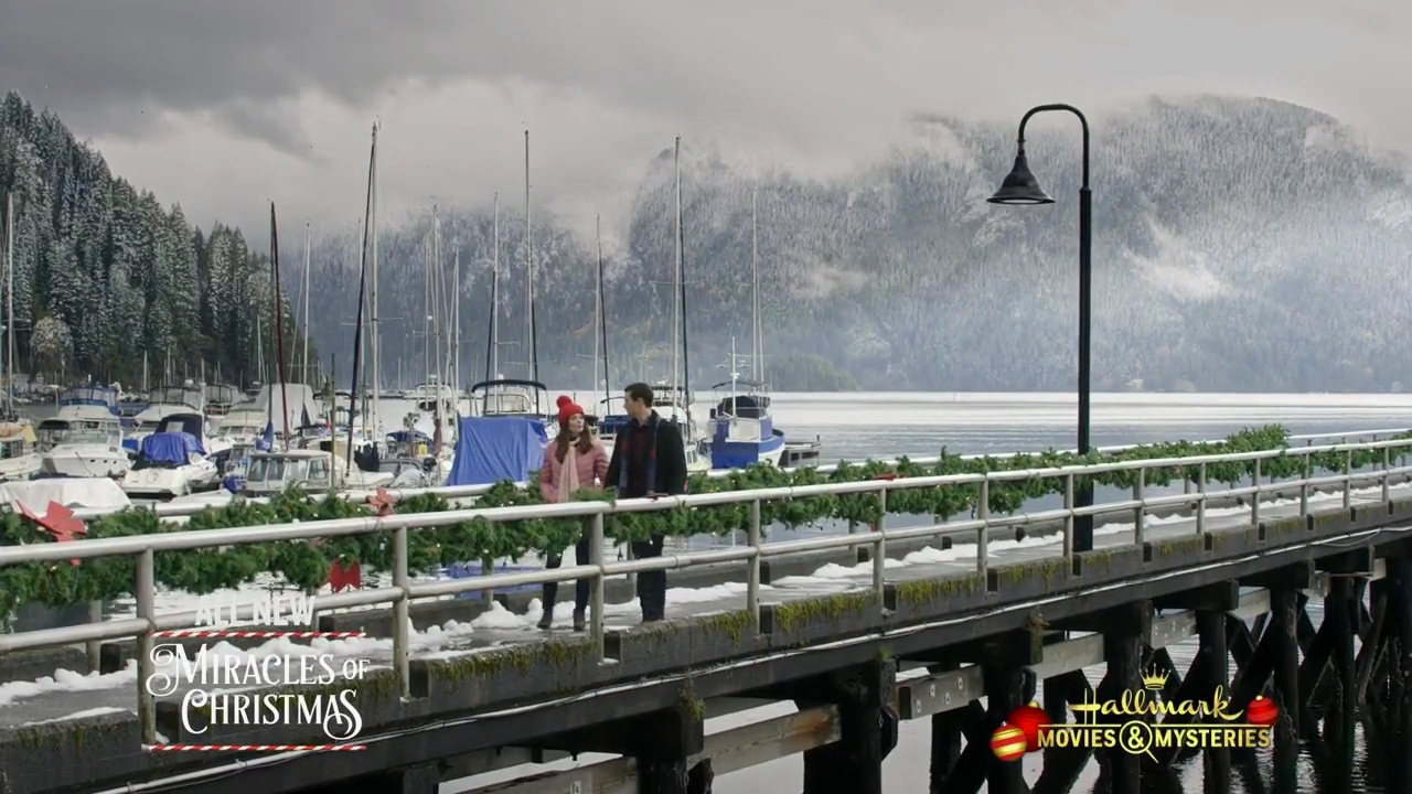 Ashley-Greene-dot-nl_ChristmasOnMyMind2475.jpg Ashley-Greene-dot-nl_ChristmasOnMyMind2475.jpg