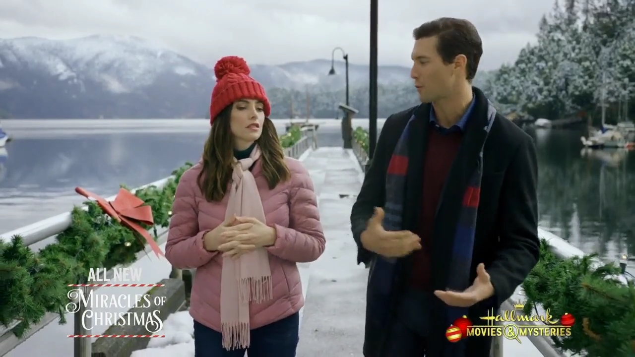 Ashley-Greene-dot-nl_ChristmasOnMyMind2479.jpg Ashley-Greene-dot-nl_ChristmasOnMyMind2479.jpg