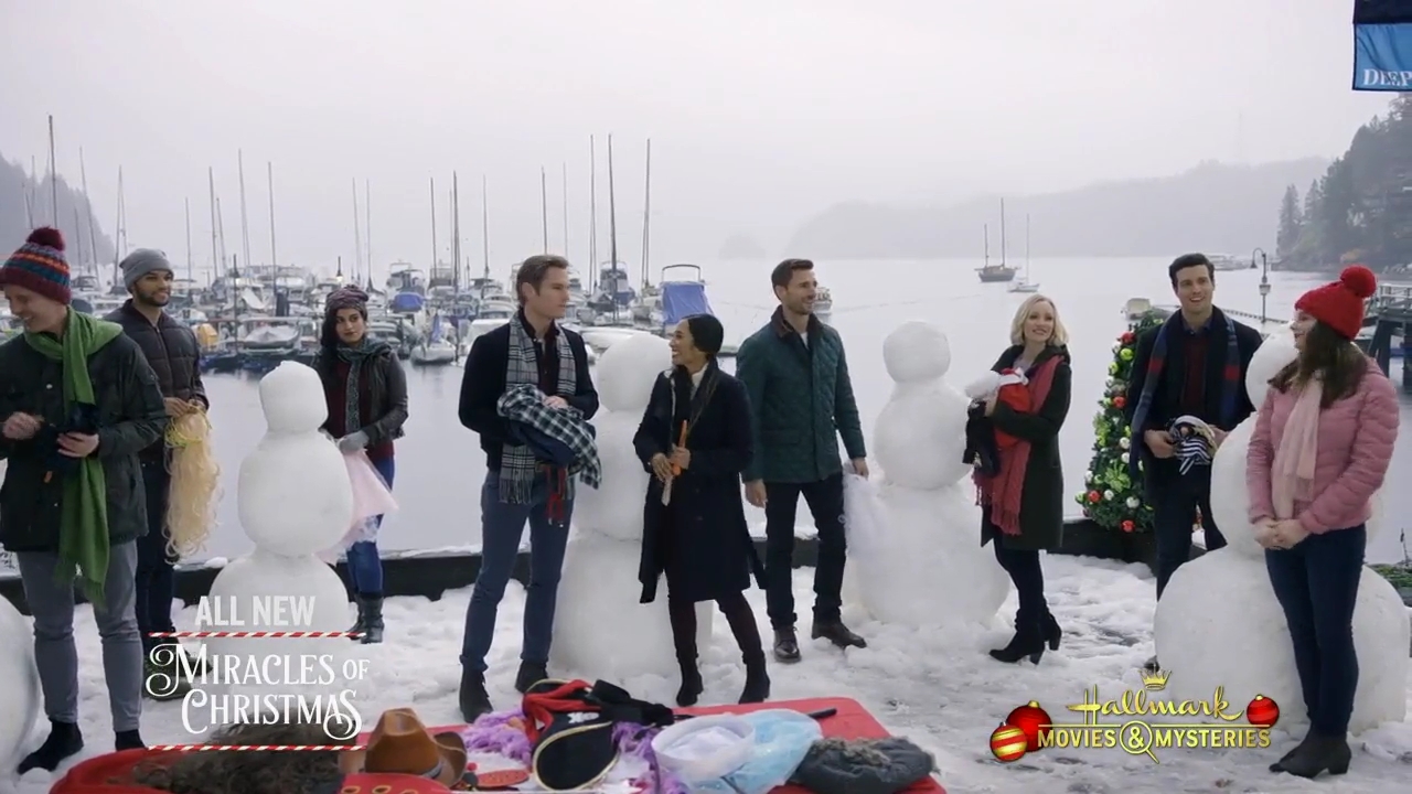 Ashley-Greene-dot-nl_ChristmasOnMyMind2516.jpg Ashley-Greene-dot-nl_ChristmasOnMyMind2516.jpg