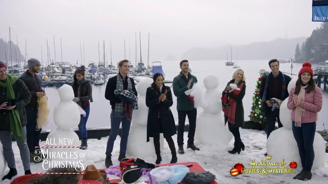 Ashley-Greene-dot-nl_ChristmasOnMyMind2522.jpg Ashley-Greene-dot-nl_ChristmasOnMyMind2522.jpg