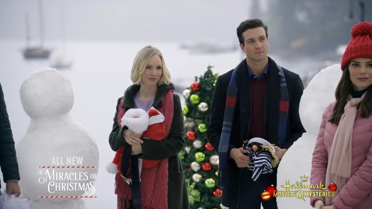 Ashley-Greene-dot-nl_ChristmasOnMyMind2527.jpg Ashley-Greene-dot-nl_ChristmasOnMyMind2527.jpg