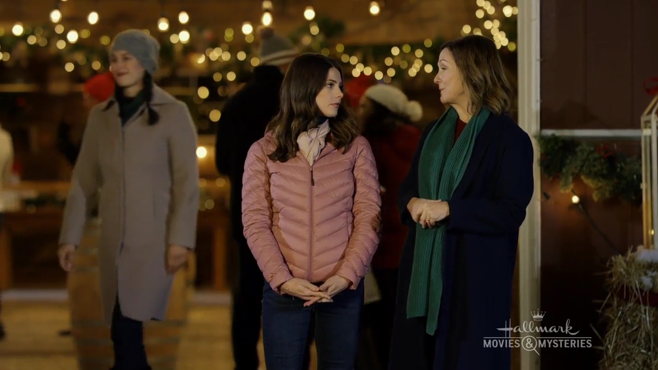 Ashley-Greene-dot-nl_ChristmasOnMyMind2663.jpg Ashley-Greene-dot-nl_ChristmasOnMyMind2663.jpg