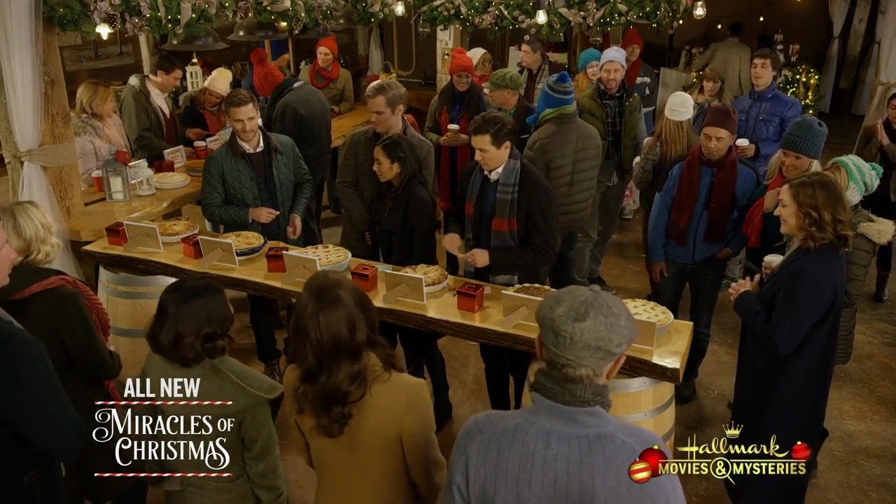 Ashley-Greene-dot-nl_ChristmasOnMyMind2937.jpg Ashley-Greene-dot-nl_ChristmasOnMyMind2937.jpg