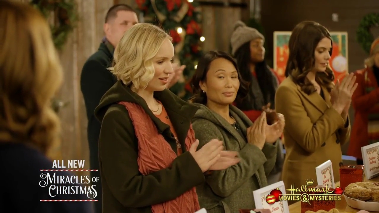 Ashley-Greene-dot-nl_ChristmasOnMyMind3006.jpg Ashley-Greene-dot-nl_ChristmasOnMyMind3006.jpg