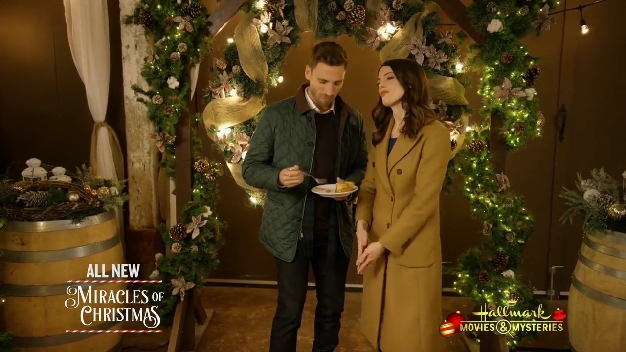 Ashley-Greene-dot-nl_ChristmasOnMyMind3046.jpg Ashley-Greene-dot-nl_ChristmasOnMyMind3046.jpg