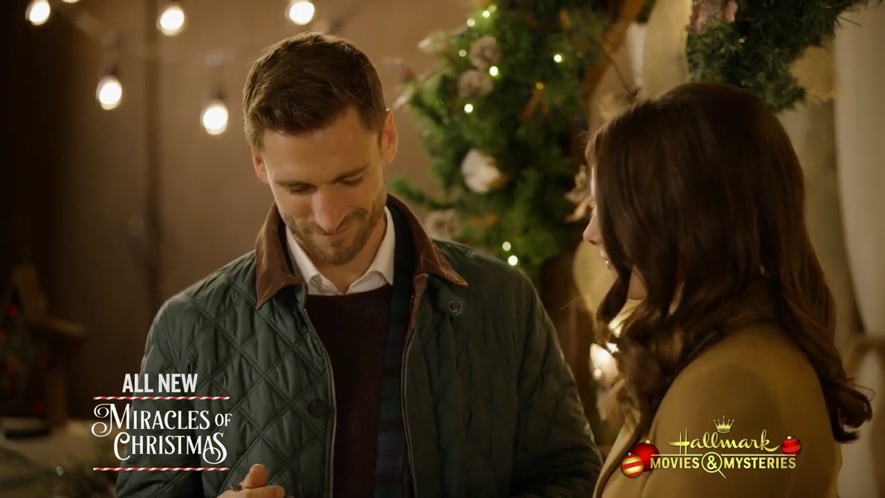 Ashley-Greene-dot-nl_ChristmasOnMyMind3061.jpg Ashley-Greene-dot-nl_ChristmasOnMyMind3061.jpg