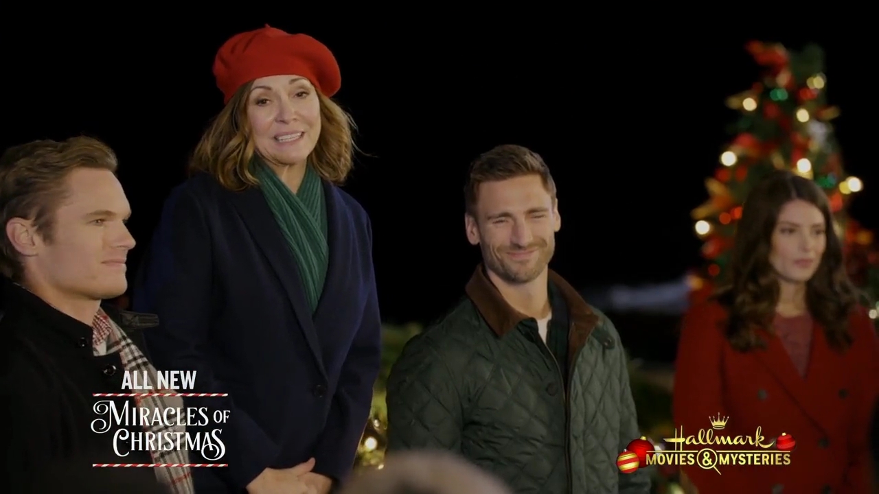 Ashley-Greene-dot-nl_ChristmasOnMyMind3596.jpg Ashley-Greene-dot-nl_ChristmasOnMyMind3596.jpg