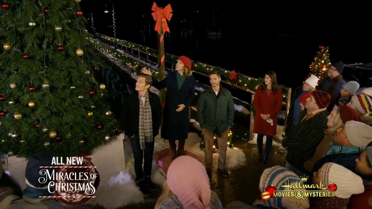 Ashley-Greene-dot-nl_ChristmasOnMyMind3600.jpg Ashley-Greene-dot-nl_ChristmasOnMyMind3600.jpg