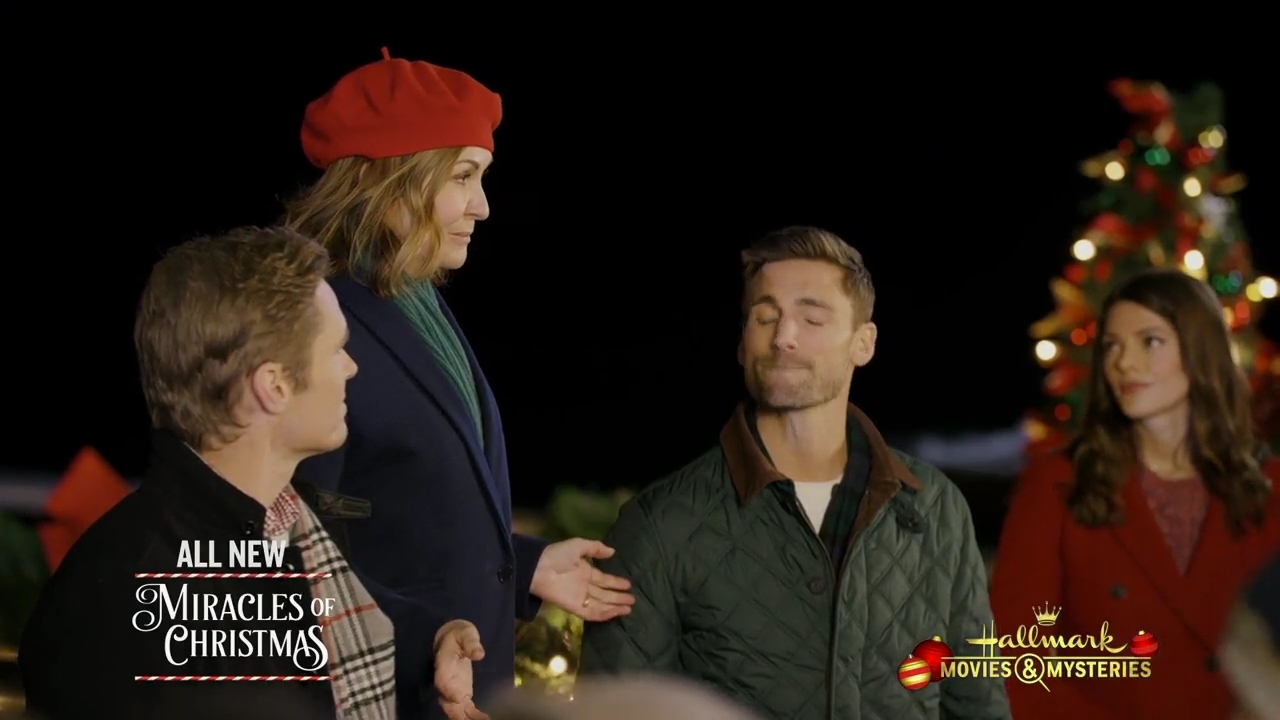 Ashley-Greene-dot-nl_ChristmasOnMyMind3622.jpg Ashley-Greene-dot-nl_ChristmasOnMyMind3622.jpg