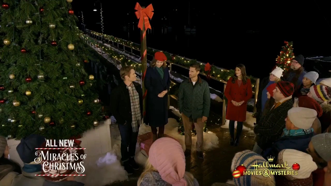 Ashley-Greene-dot-nl_ChristmasOnMyMind3624.jpg Ashley-Greene-dot-nl_ChristmasOnMyMind3624.jpg