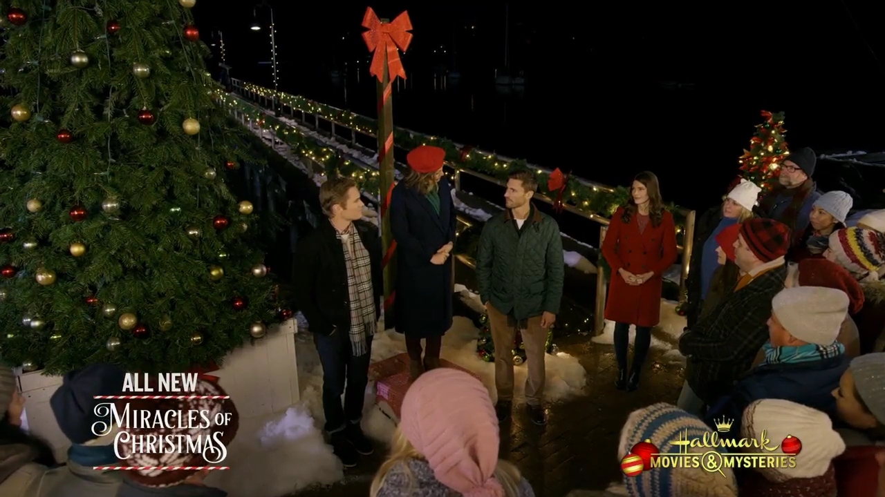 Ashley-Greene-dot-nl_ChristmasOnMyMind3625.jpg Ashley-Greene-dot-nl_ChristmasOnMyMind3625.jpg