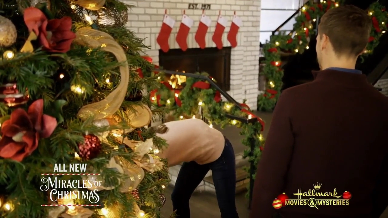 Ashley-Greene-dot-nl_ChristmasOnMyMind3962.jpg Ashley-Greene-dot-nl_ChristmasOnMyMind3962.jpg