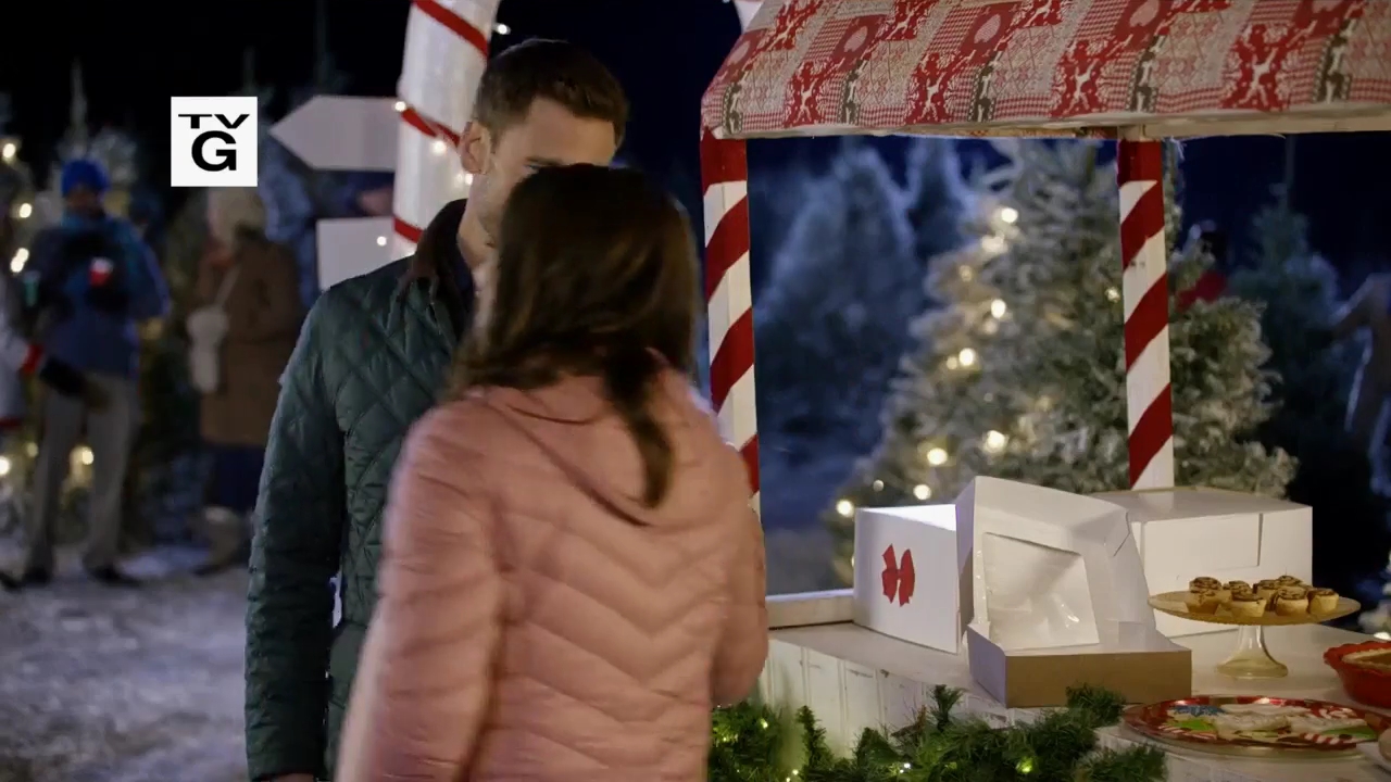 Ashley-Greene-dot-nl_ChristmasOnMyMind4161.jpg Ashley-Greene-dot-nl_ChristmasOnMyMind4161.jpg