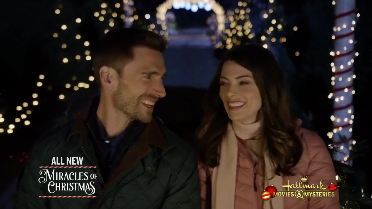 Ashley-Greene-dot-nl_ChristmasOnMyMind4340.jpg Ashley-Greene-dot-nl_ChristmasOnMyMind4340.jpg