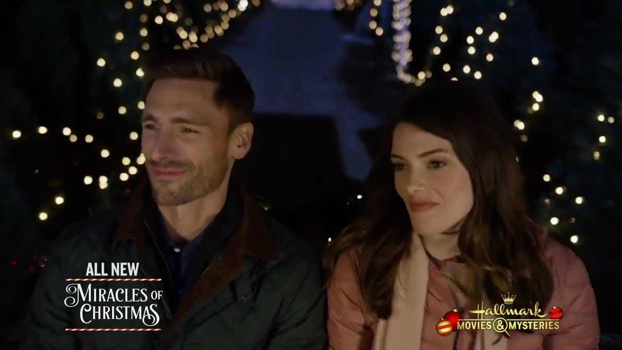 Ashley-Greene-dot-nl_ChristmasOnMyMind4346.jpg Ashley-Greene-dot-nl_ChristmasOnMyMind4346.jpg