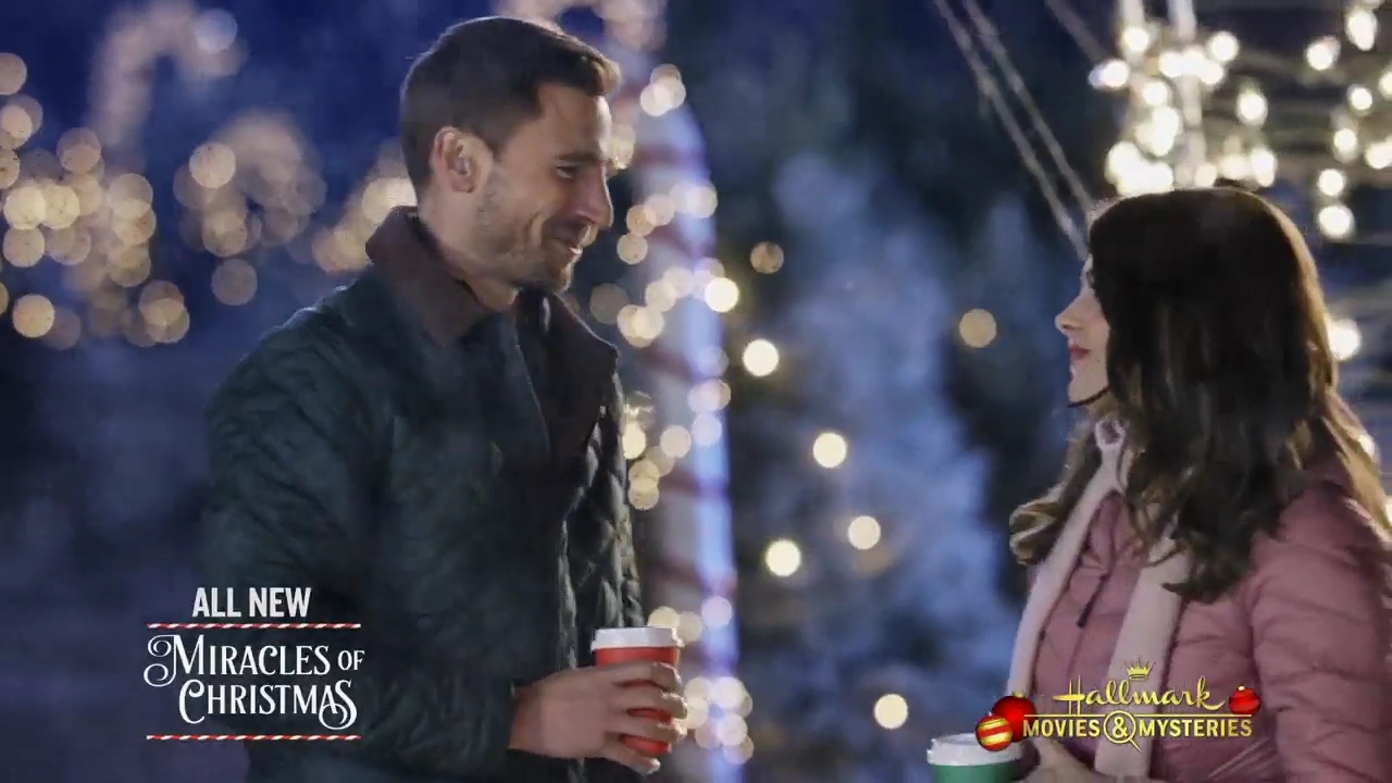 Ashley-Greene-dot-nl_ChristmasOnMyMind4361.jpg Ashley-Greene-dot-nl_ChristmasOnMyMind4361.jpg