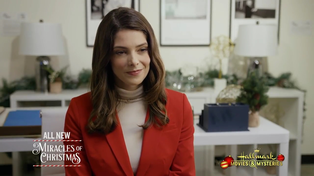 Ashley-Greene-dot-nl_ChristmasOnMyMind4798.jpg