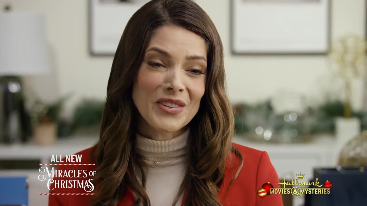 Ashley-Greene-dot-nl_ChristmasOnMyMind4802.jpg