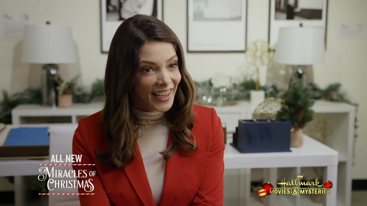 Ashley-Greene-dot-nl_ChristmasOnMyMind4812.jpg