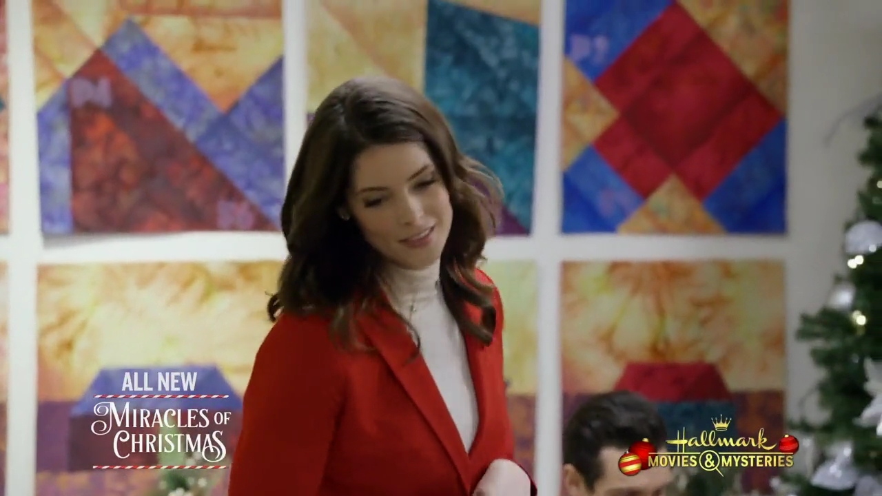 Ashley-Greene-dot-nl_ChristmasOnMyMind4817.jpg