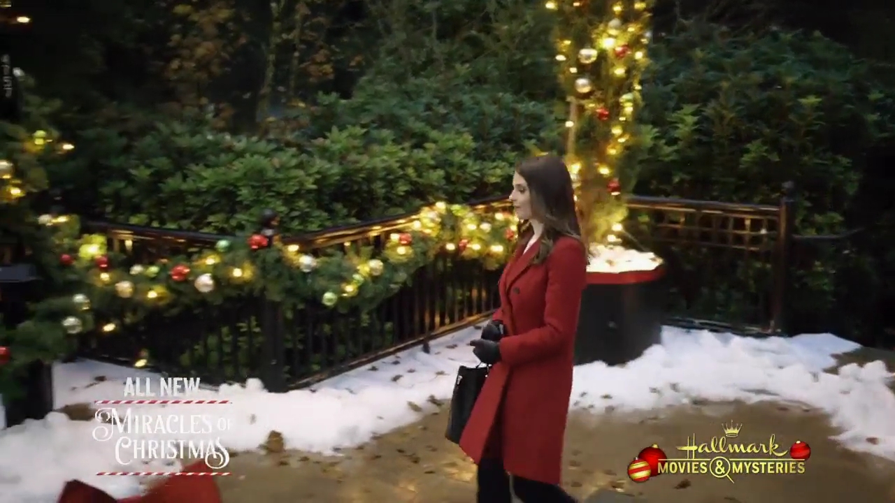 Ashley-Greene-dot-nl_ChristmasOnMyMind4860.jpg