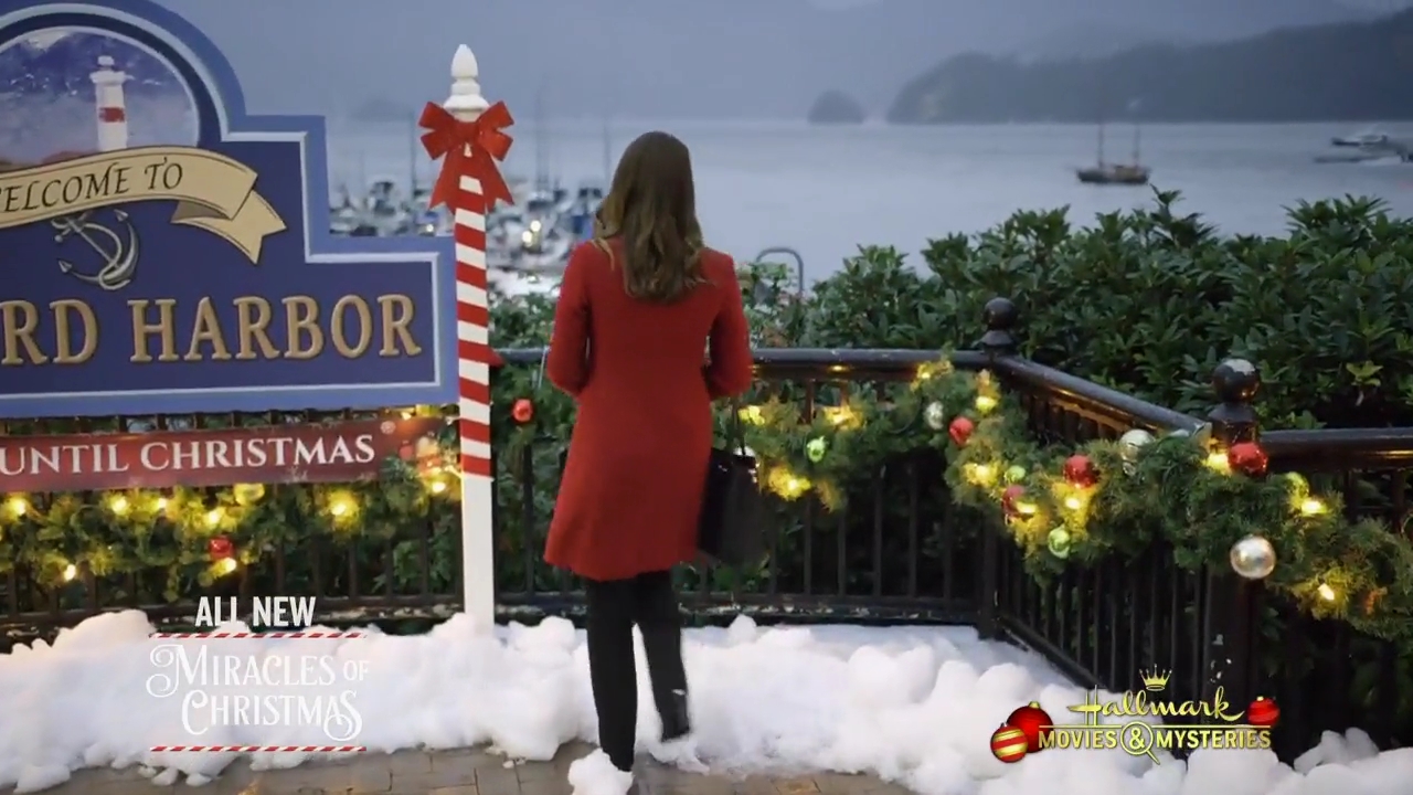 Ashley-Greene-dot-nl_ChristmasOnMyMind4865.jpg