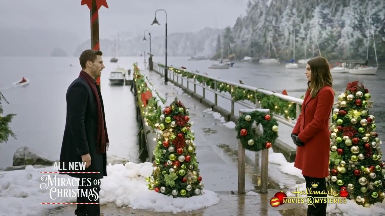 Ashley-Greene-dot-nl_ChristmasOnMyMind4918.jpg