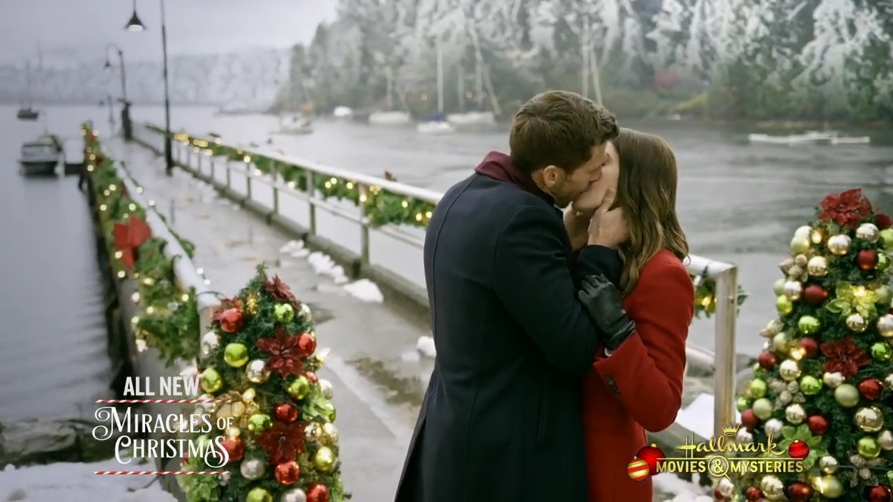 Ashley-Greene-dot-nl_ChristmasOnMyMind4990.jpg