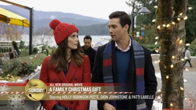 Ashley-Greene-dot-nl_ChristmasOnMyMind2704.jpg