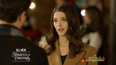 Ashley-Greene-dot-nl_ChristmasOnMyMind3204.jpg