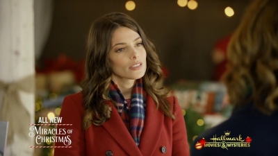 Ashley-Greene-dot-nl_ChristmasOnMyMind3417.jpg