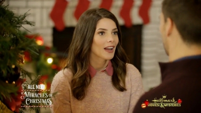 Ashley-Greene-dot-nl_ChristmasOnMyMind3914.jpg