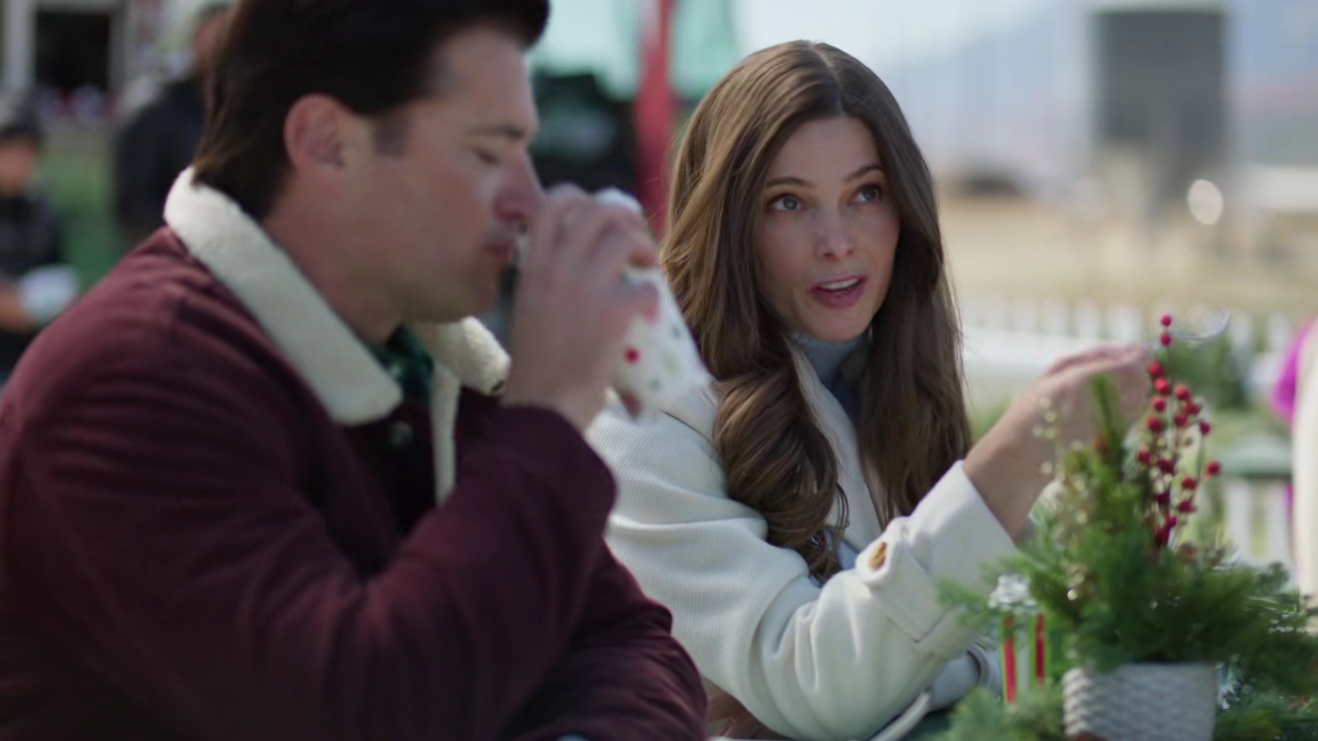 Ashley-Greene-dot-nl_DeckTheWalls1879.jpg Ashley-Greene-dot-nl_DeckTheWalls1879.jpg