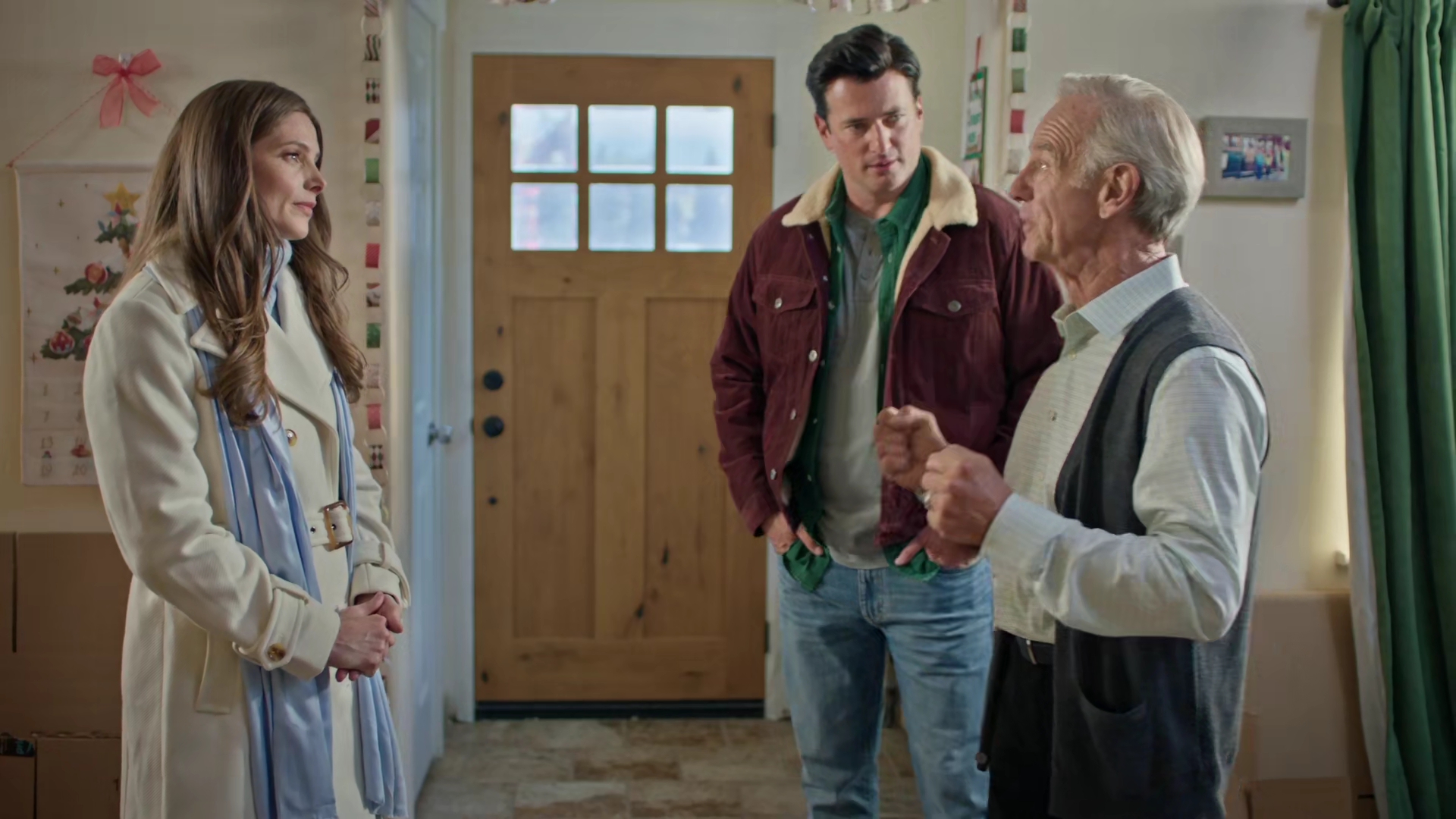 Ashley-Greene-dot-nl_DeckTheWalls2102.jpg Ashley-Greene-dot-nl_DeckTheWalls2102.jpg