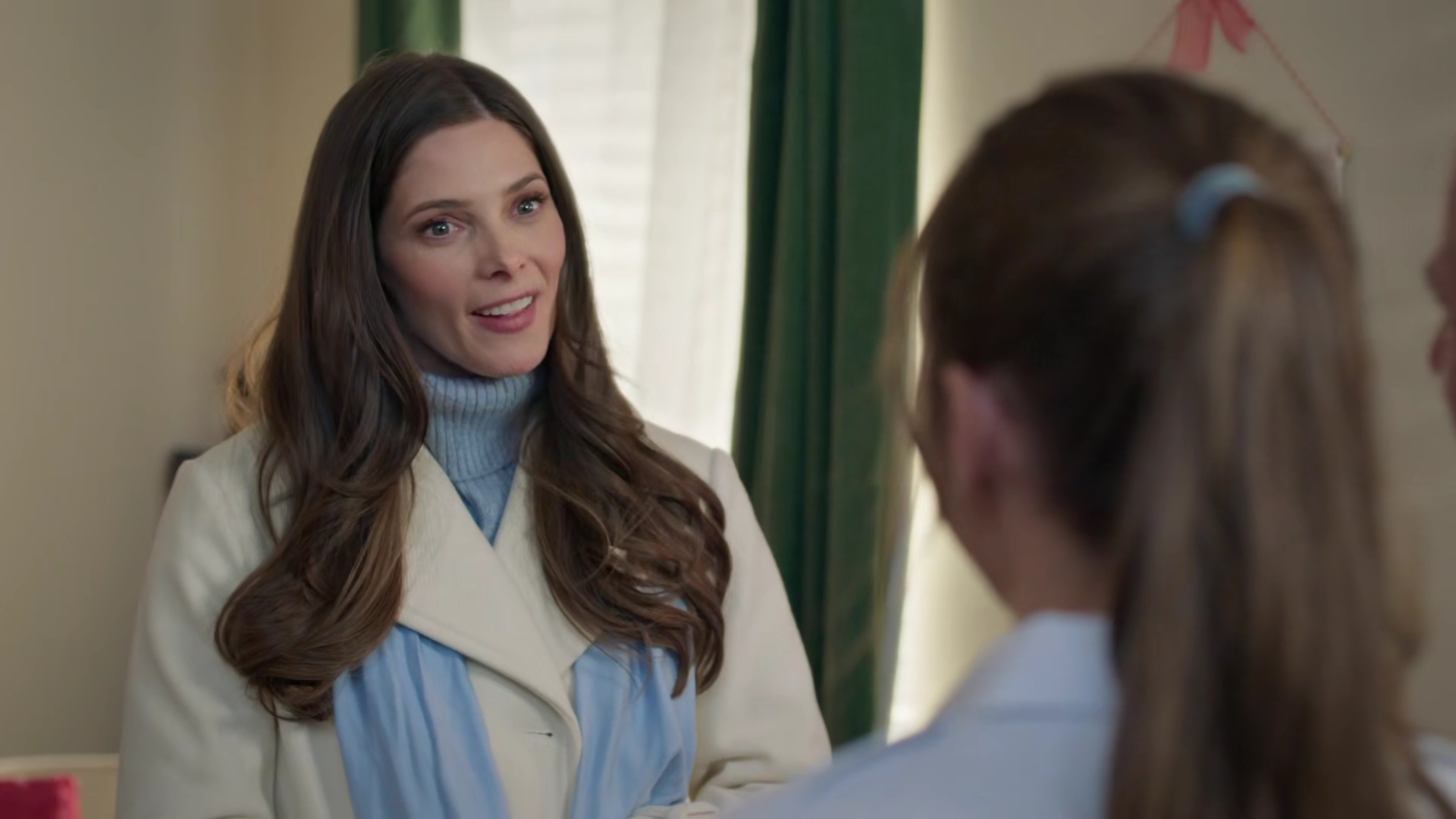 Ashley-Greene-dot-nl_DeckTheWalls2109.jpg Ashley-Greene-dot-nl_DeckTheWalls2109.jpg