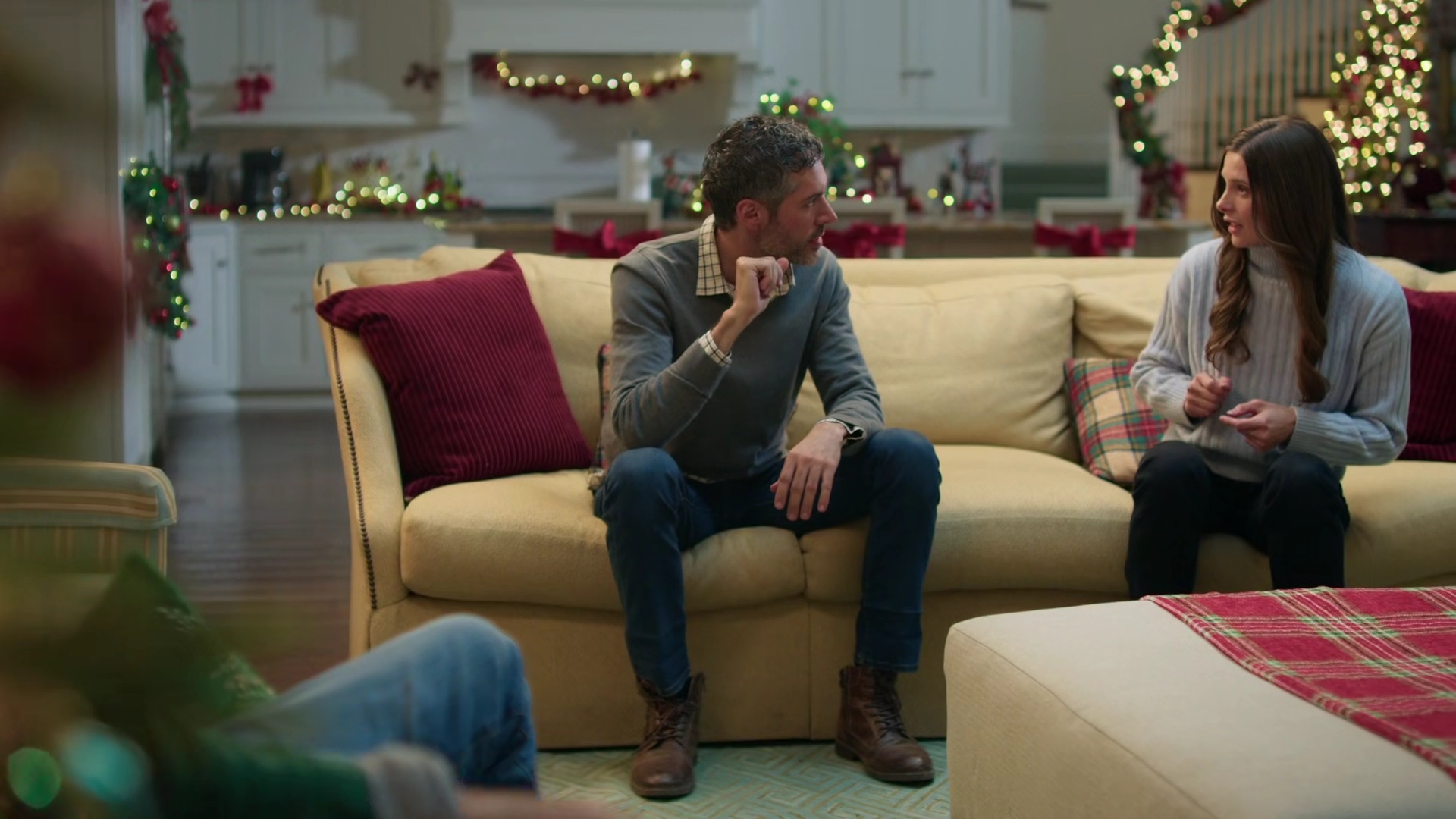 Ashley-Greene-dot-nl_DeckTheWalls2487.jpg Ashley-Greene-dot-nl_DeckTheWalls2487.jpg