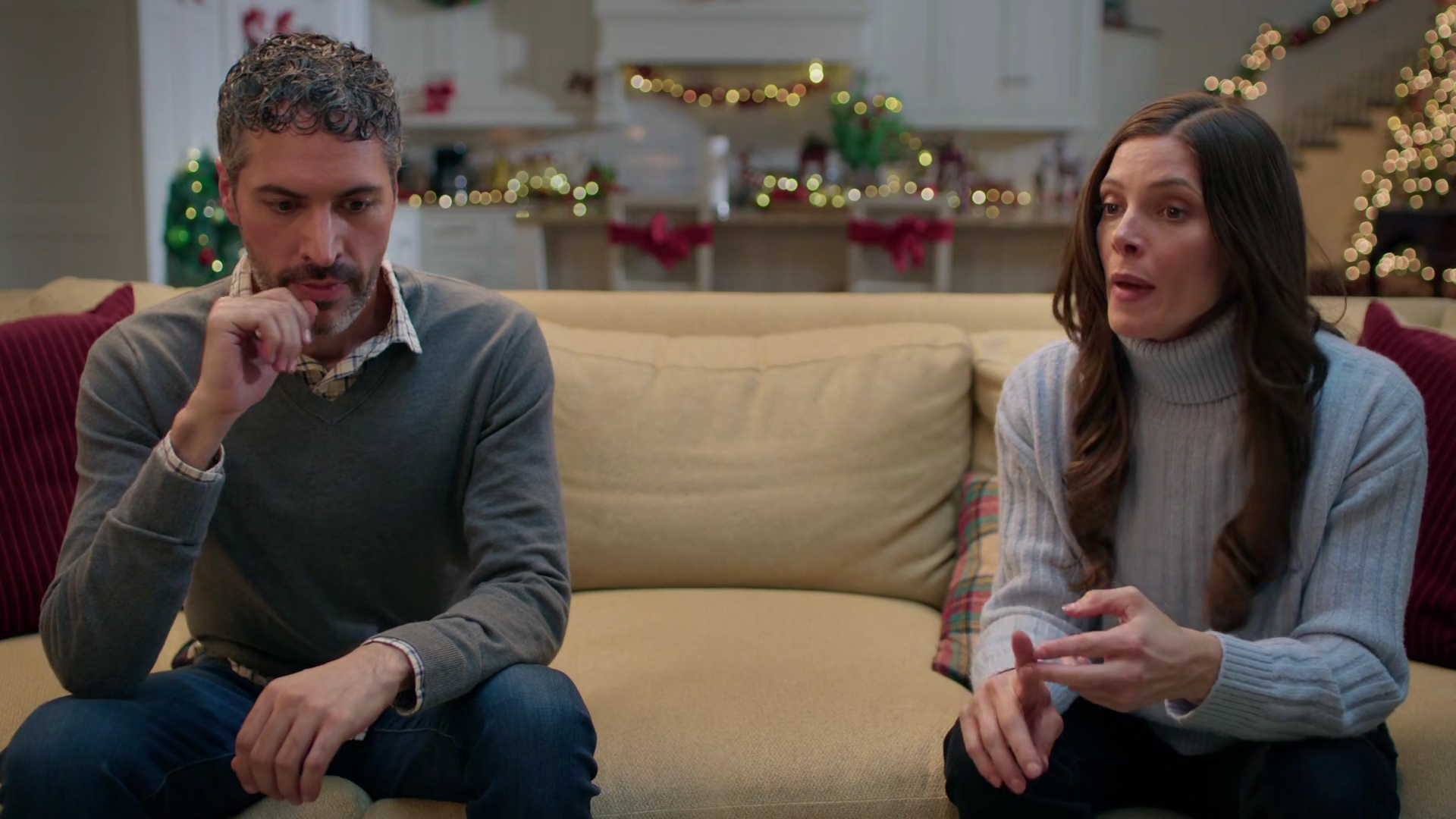 Ashley-Greene-dot-nl_DeckTheWalls2509.jpg Ashley-Greene-dot-nl_DeckTheWalls2509.jpg