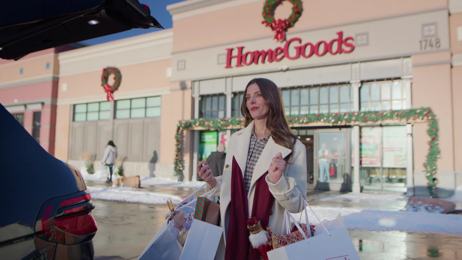 Ashley-Greene-dot-nl_DeckTheWalls4195.jpg Ashley-Greene-dot-nl_DeckTheWalls4195.jpg