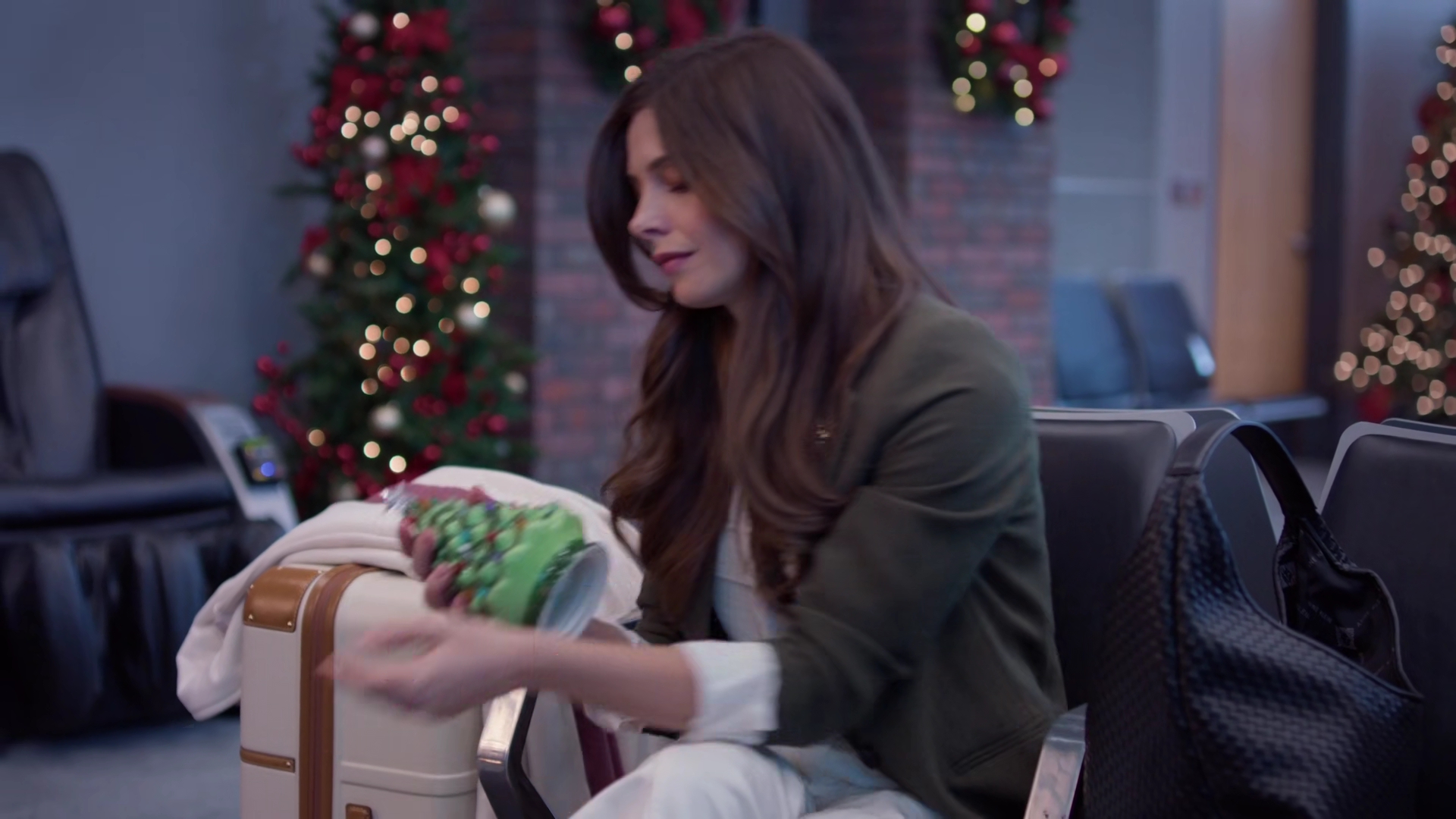 Ashley-Greene-dot-nl_DeckTheWalls4480.jpg Ashley-Greene-dot-nl_DeckTheWalls4480.jpg