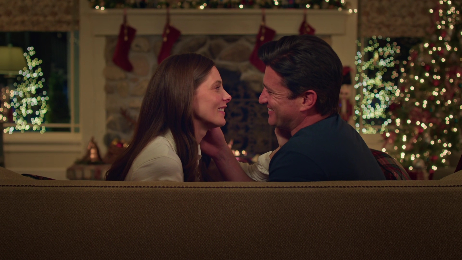 Ashley-Greene-dot-nl_DeckTheWalls4956.jpg Ashley-Greene-dot-nl_DeckTheWalls4956.jpg