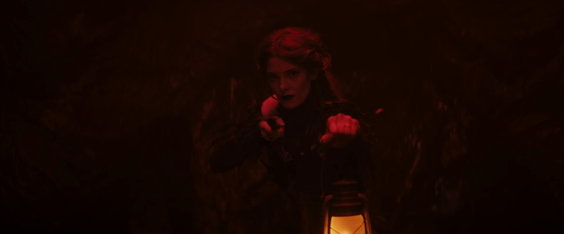 Ashley-Greene-dot-nl_ItFeeds5829.jpg Ashley-Greene-dot-nl_ItFeeds5829.jpg