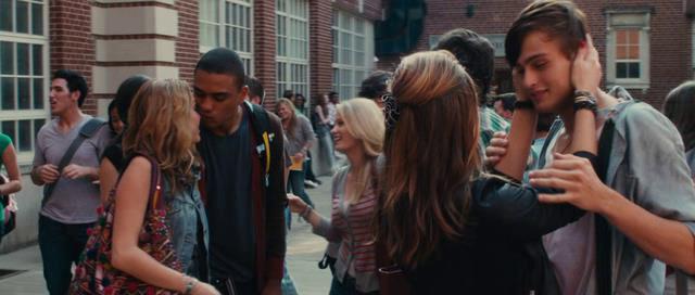 Ashley-Greene-dot-nl_LOL00017.jpg