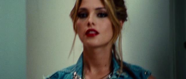 Ashley-Greene-dot-nl_LOL00253.jpg