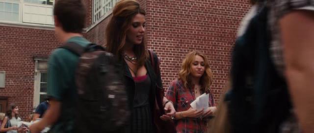 Ashley-Greene-dot-nl_LOL00310.jpg